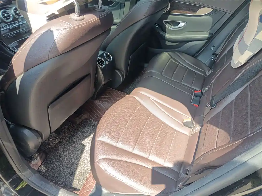 Mercedes-Benz GLC 2017 GLC 260 4MATIC Luxury фото 13