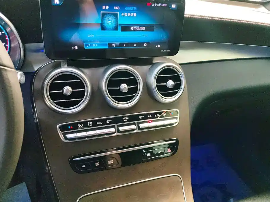 Mercedes-Benz GLC 2021 GLC 260 L 4MATIC Luxury фото 13