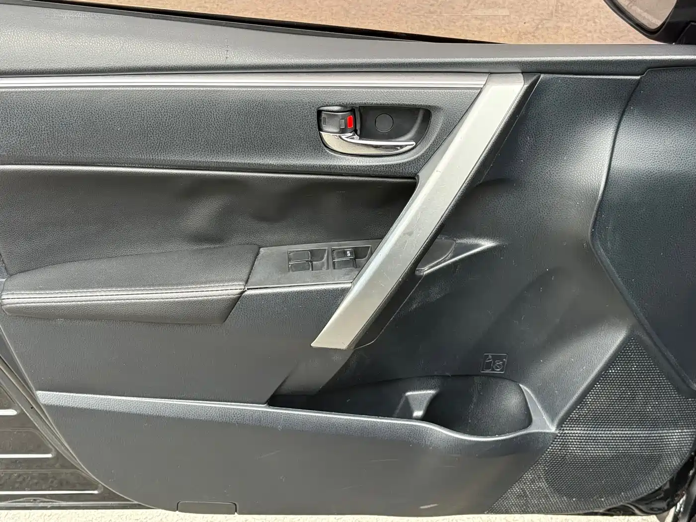 Фото 5 - Toyota Corolla