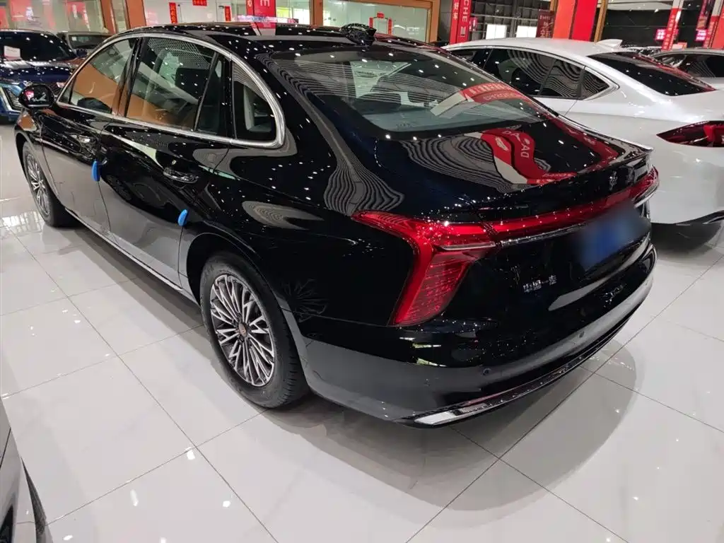 Hongqi H5 2025 1.5T DCT Flag Rhythm 500,000 Units Memorial Edition фото 11