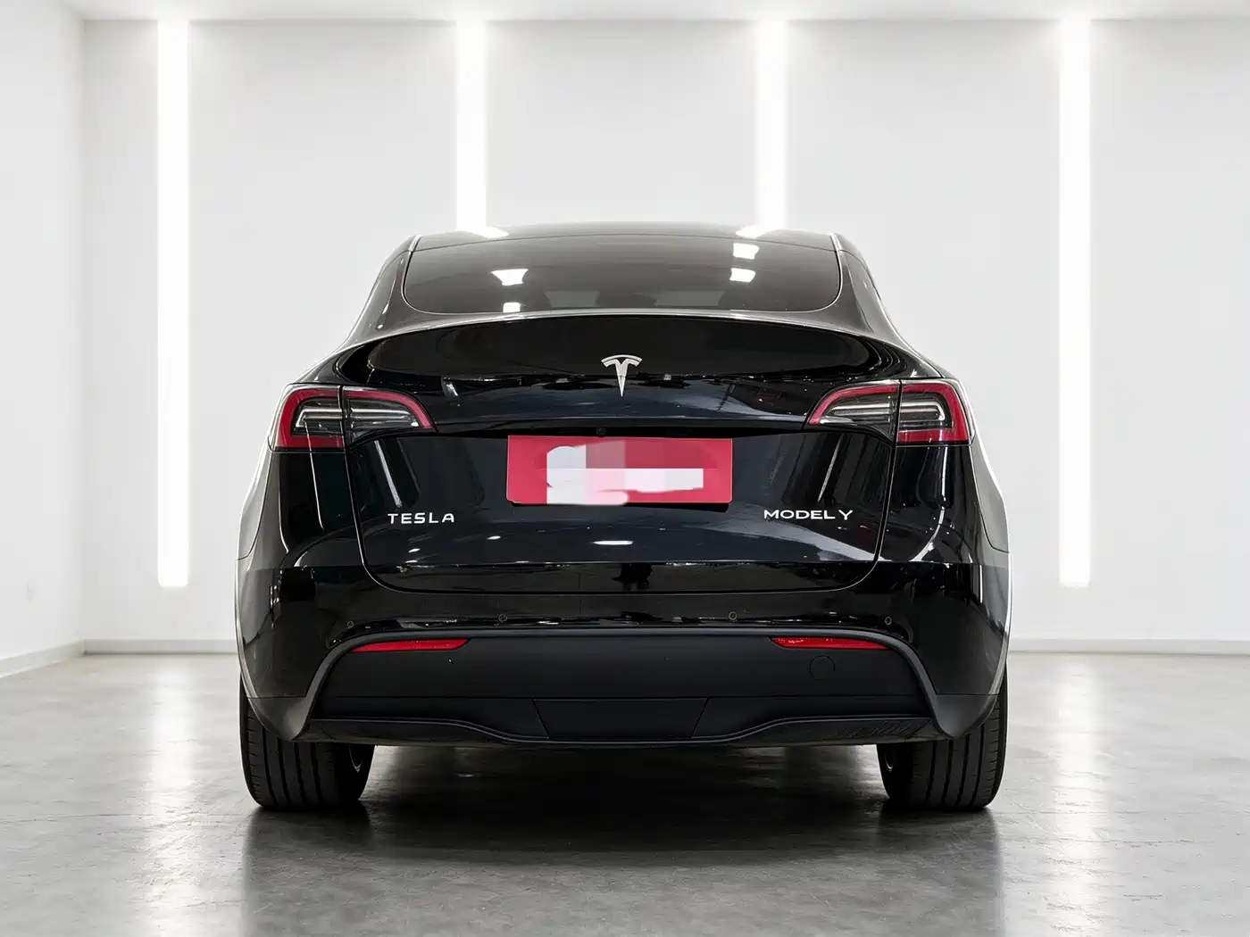 Фото 8 - Tesla Model Y