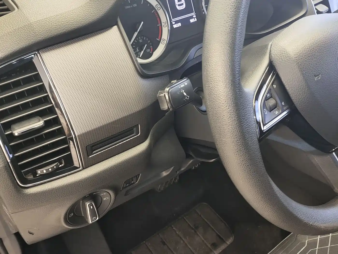 Škoda Kodiaq 2018 TSI330 5-seat FWD Comfort фото 11