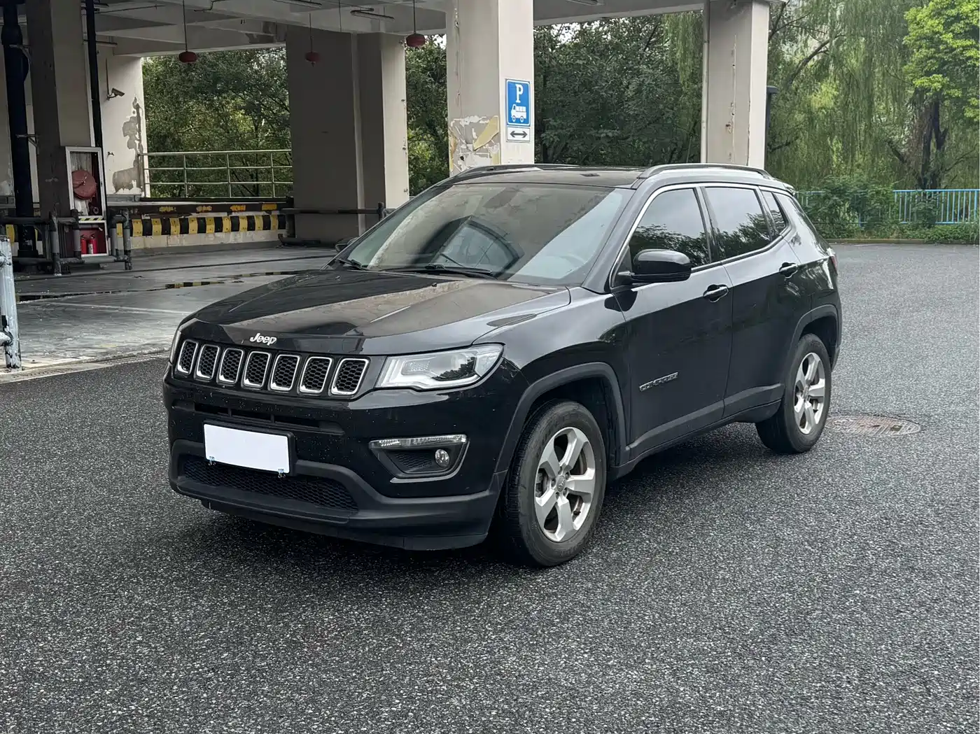 Jeep Compass 2020 2019 220T Automatic Family Edition