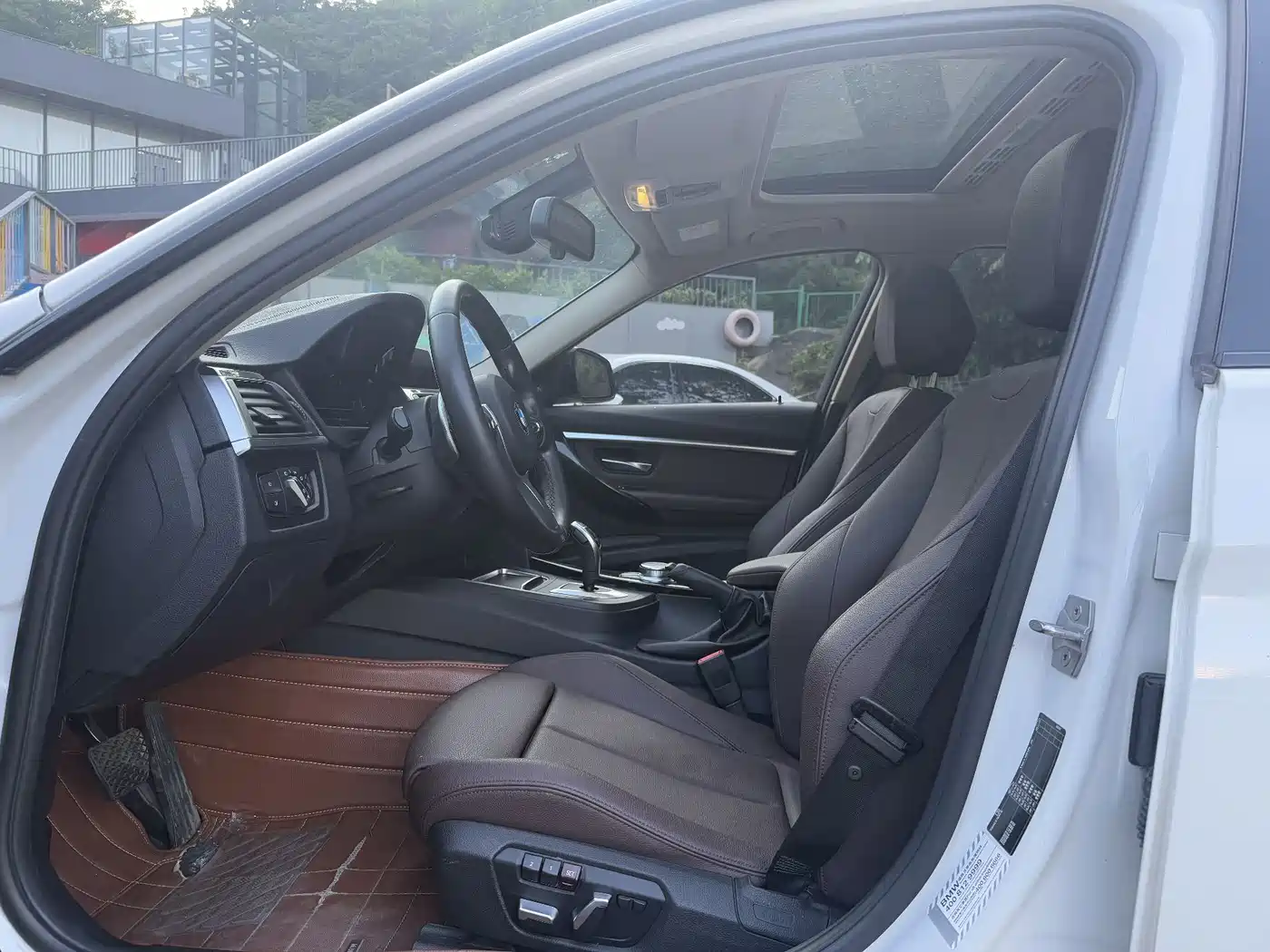 BMW 3 Series 2019 320Li M Sport Black Night Edition фото 7