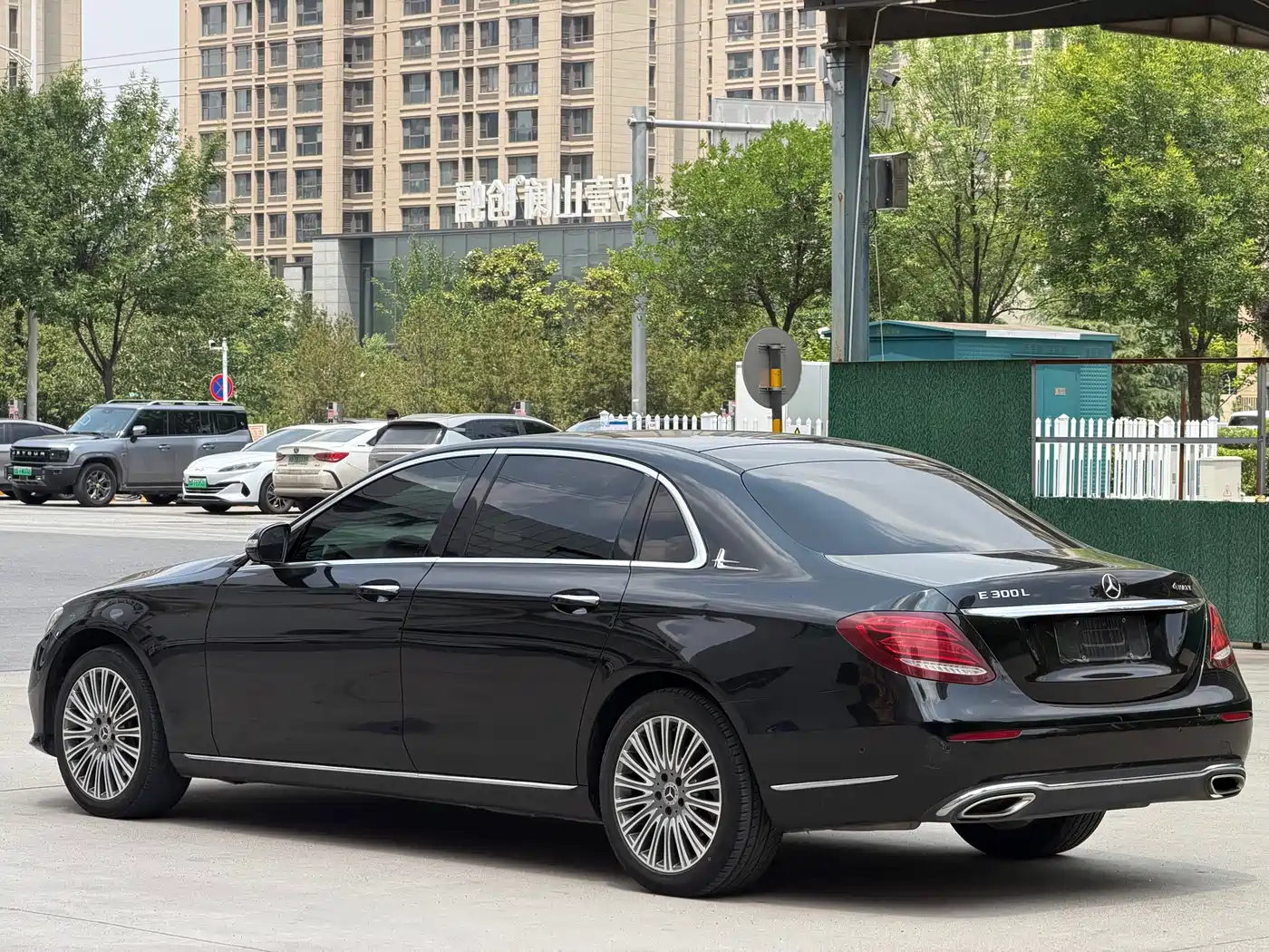 Mercedes-Benz E-Class 2020 E 260 L фото 6
