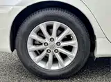 Фото 15 - Toyota Camry