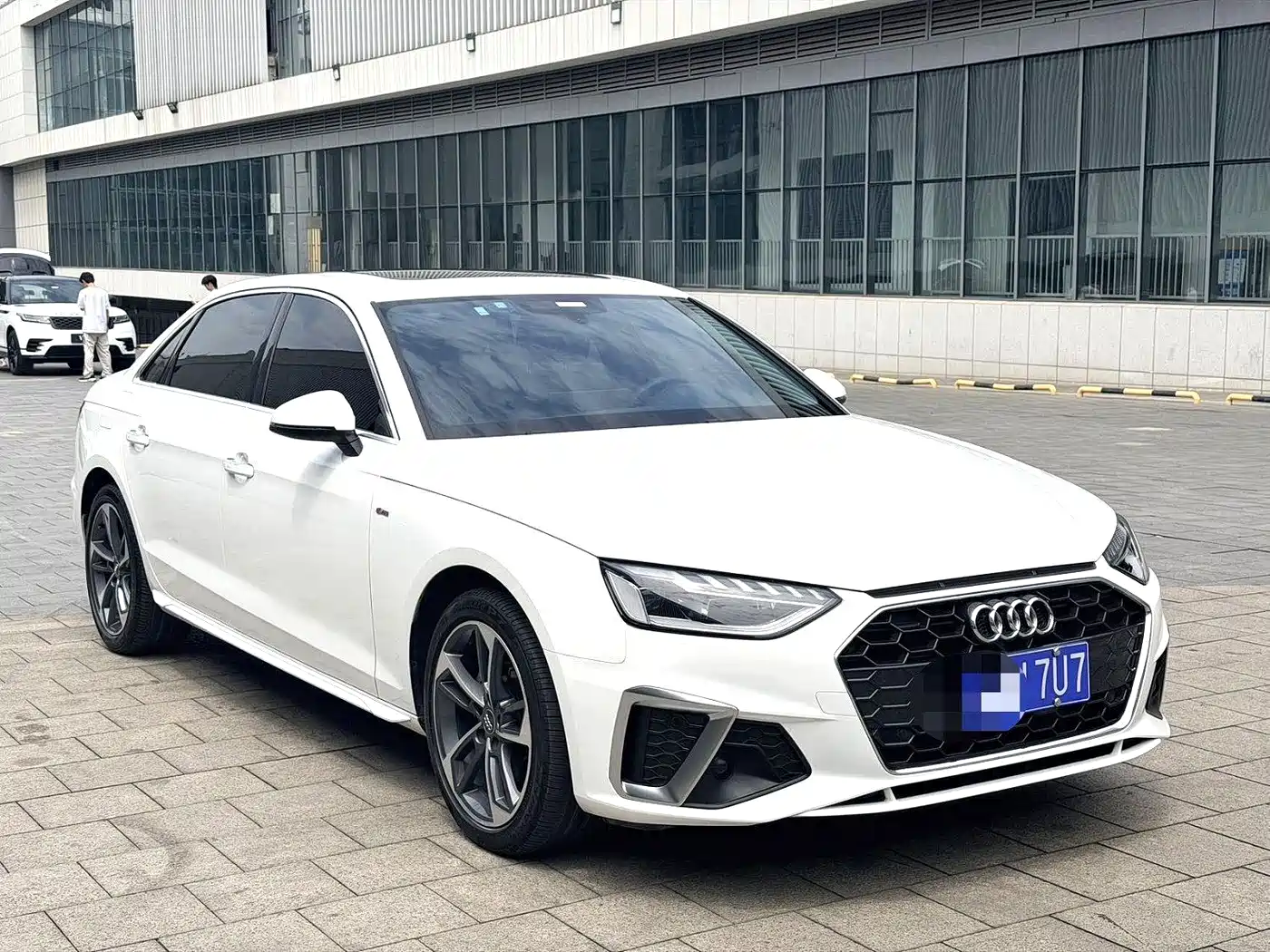 Audi A4L 2020 40 TFSI Fashion Dynamic Edition фото 3