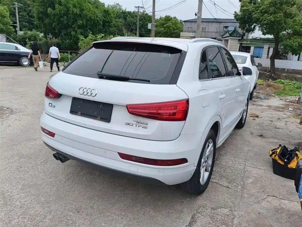 Audi Q3 2018 30th Anniversary Edition 30 TFSI Fashion фото 7