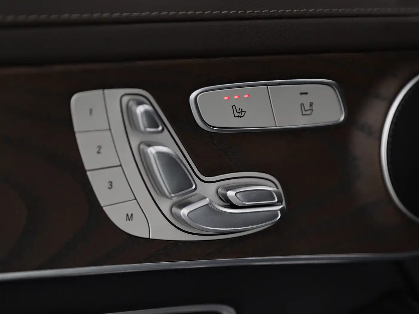 Mercedes-Benz GLC 2022 Facelift II GLC 260 L 4MATIC Luxury фото 7