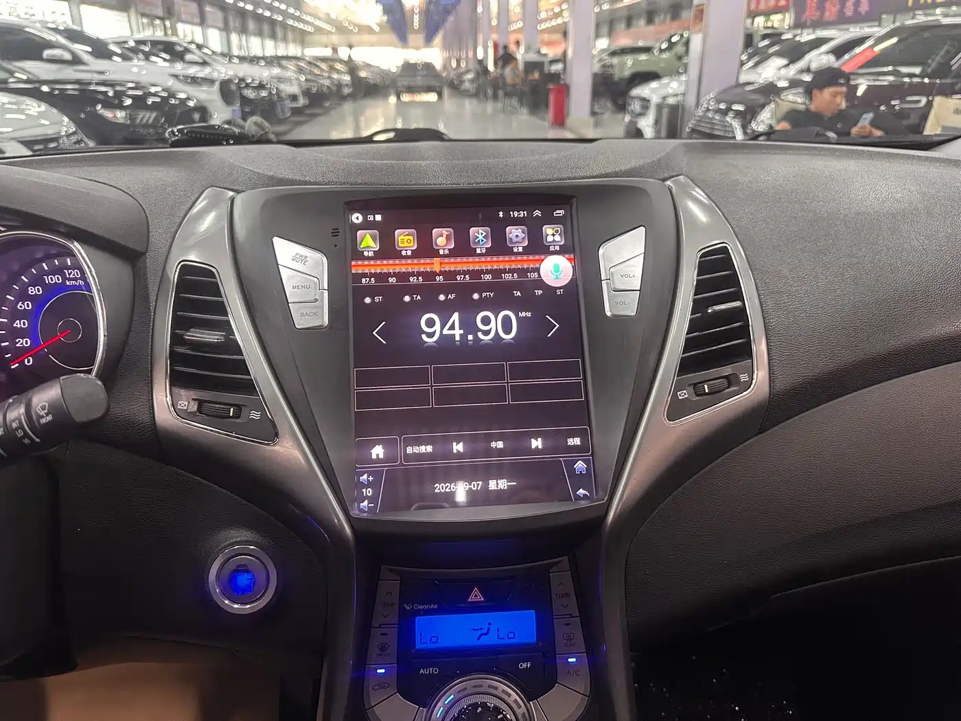 Hyundai Langdong 2013 2013 1.6L Automatic Premium