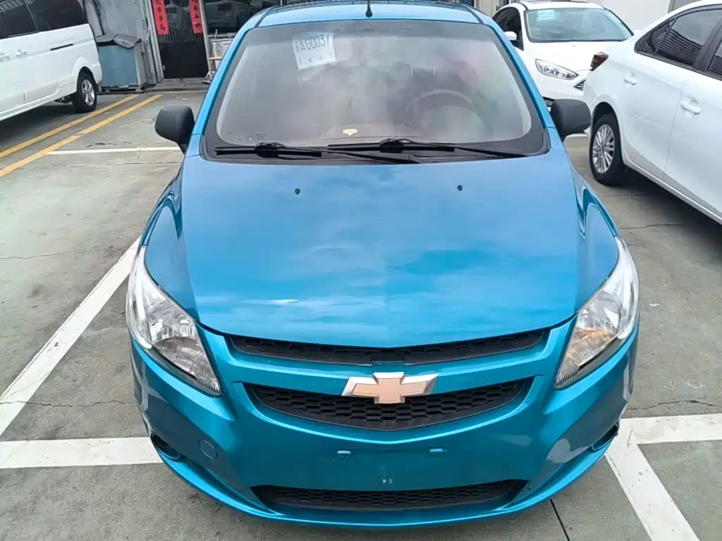 Chevrolet Sail 2014 2013 Sedan 1.4L Manual Ideal Happiness Edition