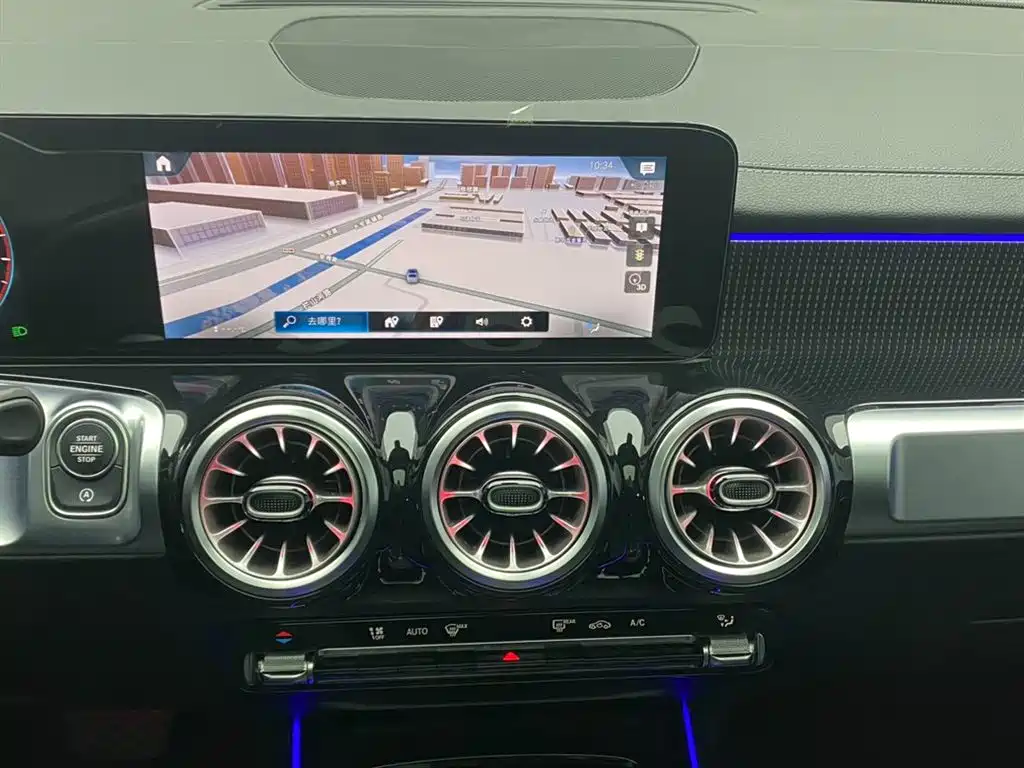 Mercedes-Benz GLB 2023 GLB 220 Dynamic фото 27