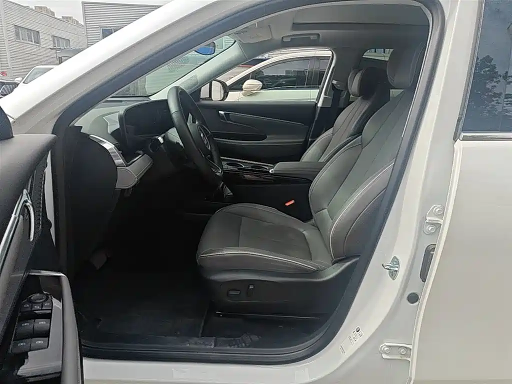 Buick E5 2025 Model 620KM Premium Edition фото 15