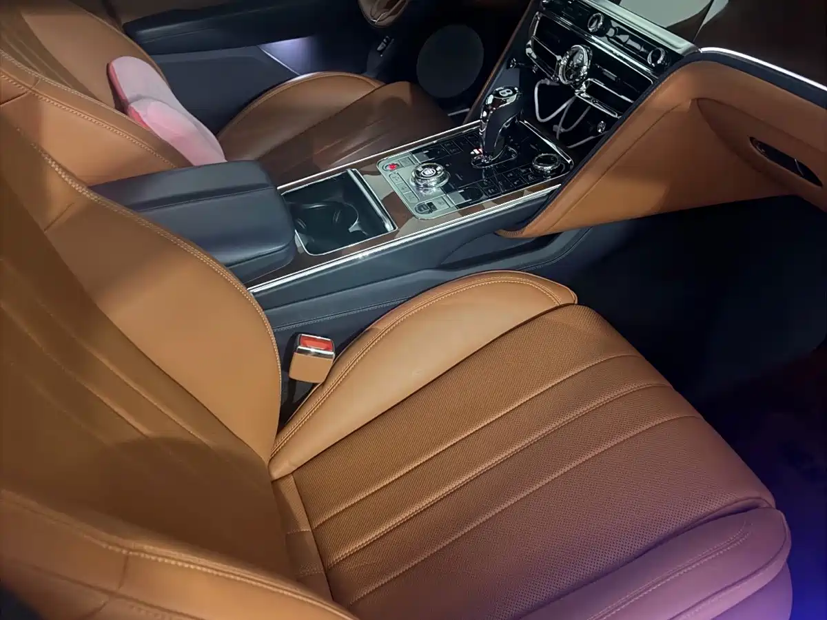 Bentley Flying Spur 2024 2024 4.0T V8 S