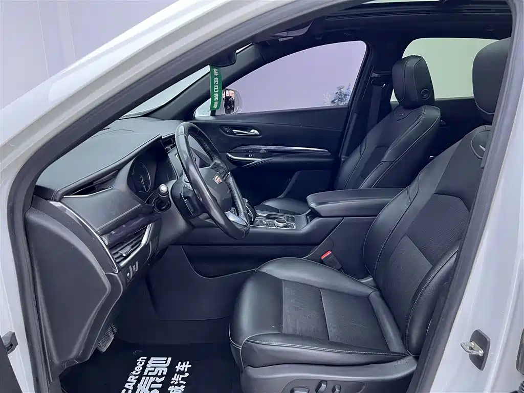 Cadillac XT4 2018 Model 28T 2WD Technology фото 18