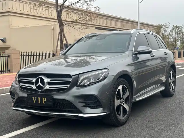 MERCEDES-BENZ GLC