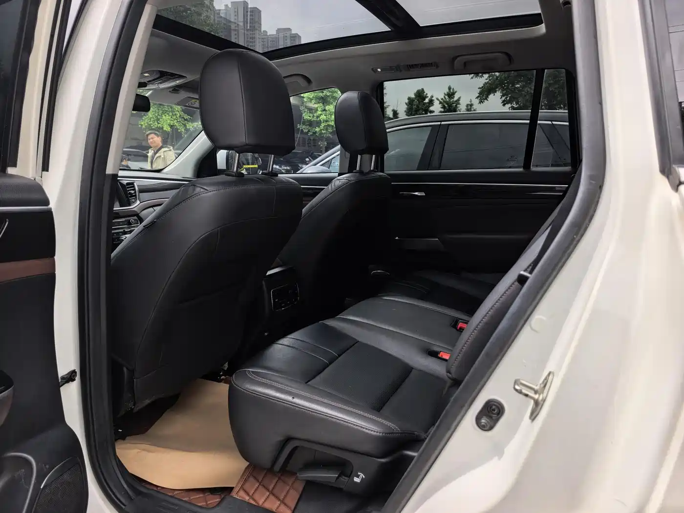 GAC Trumpchi Trumpchi GS8 2017 320T AWD Luxury Smart Connect (7-Seater) фото 13