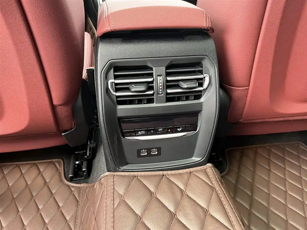 BMW 3 Series 2023 325Li M Sport Package фото 20