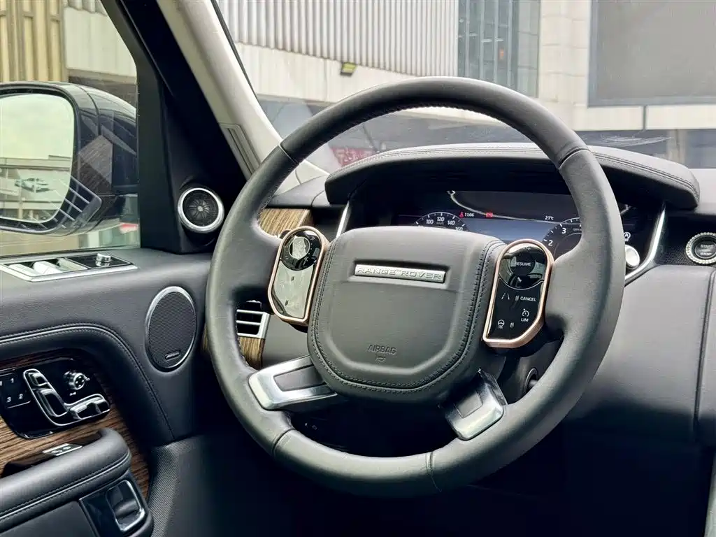 Land Rover Range Rover 2019 3.0 SC V6 Heritage Extended Edition фото 18