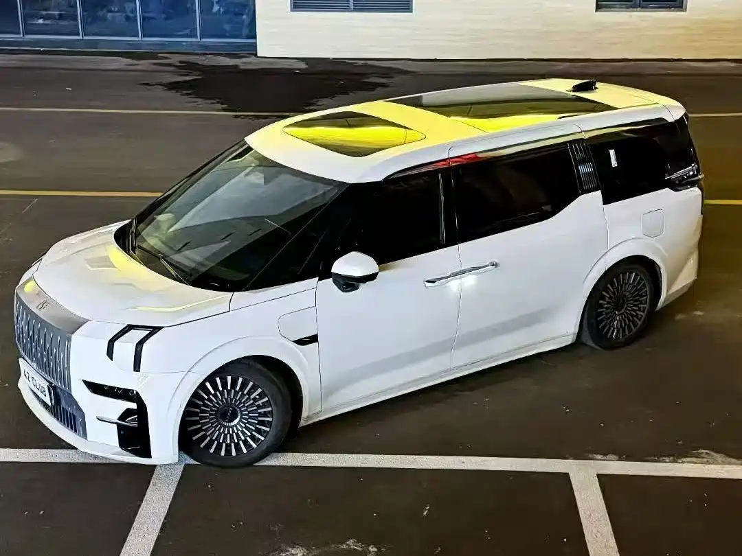 ZEEKR EXTREME KRYPTON 009