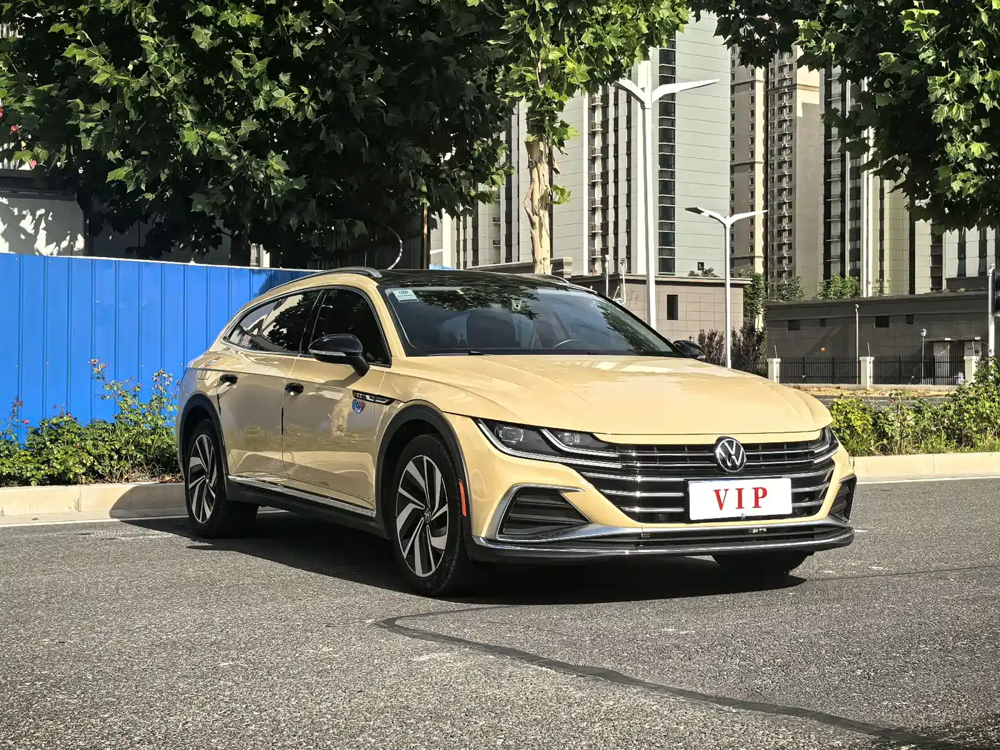 Volkswagen FAW-Volkswagen CC 2023 Shooting Brake 330TSI Hunting Edition фото 3