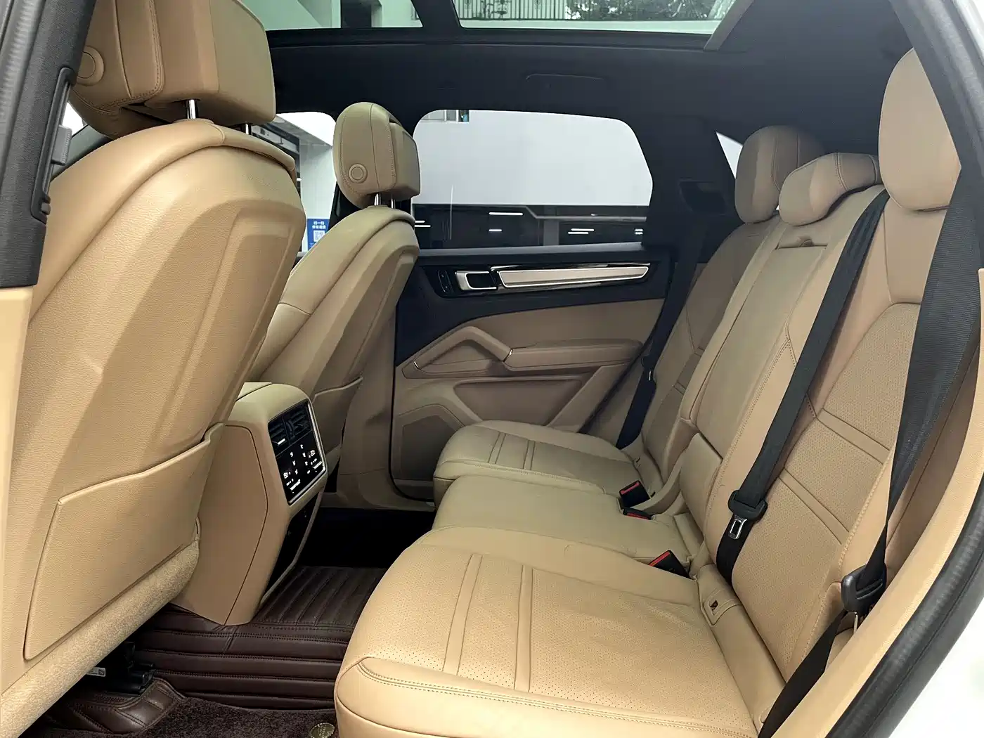 Porsche Cayenne New Energy 2019 Cayenne E-Hybrid 2.0T фото 27