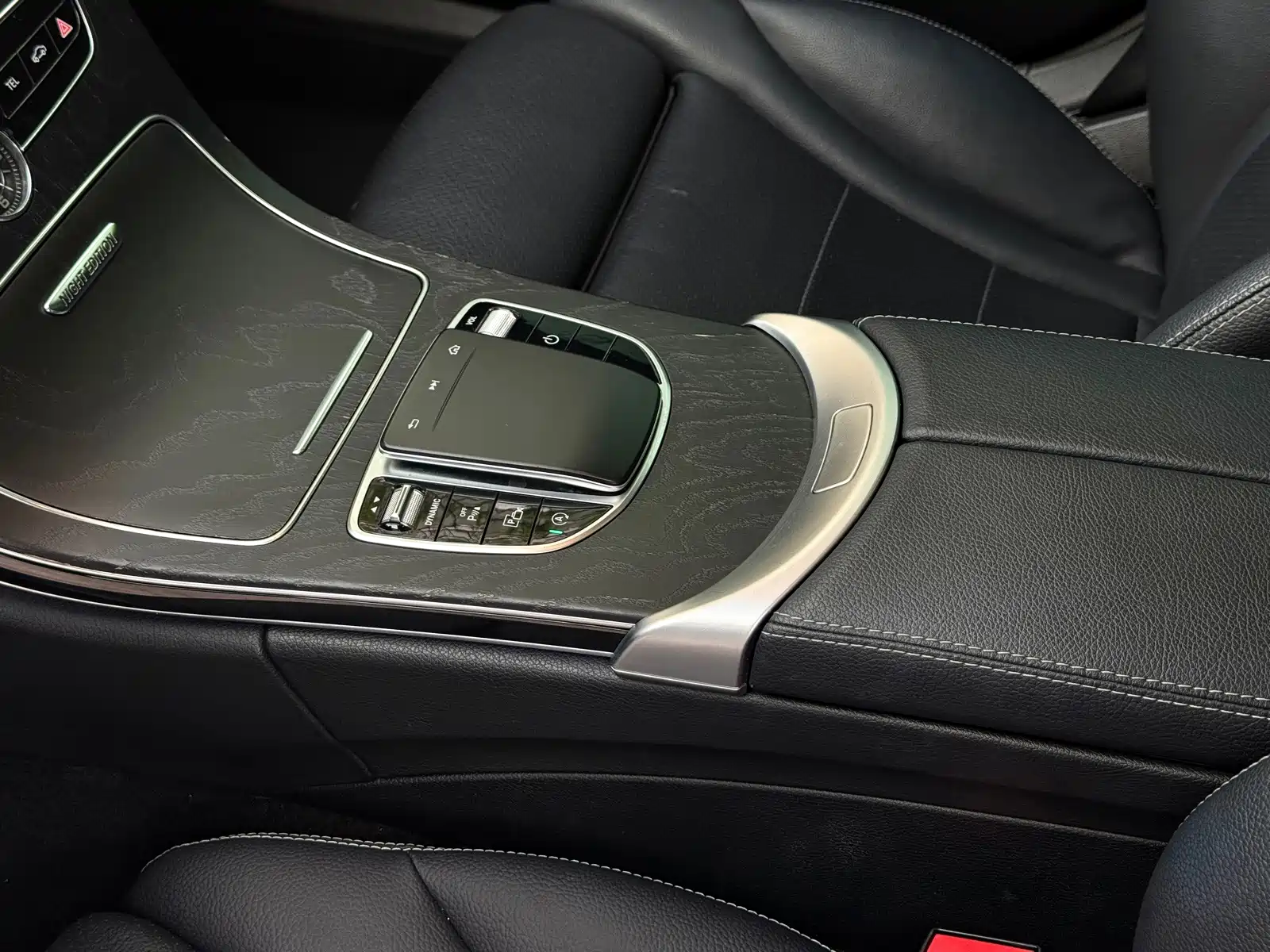 Фото 7 - Mercedes-Benz C-Class