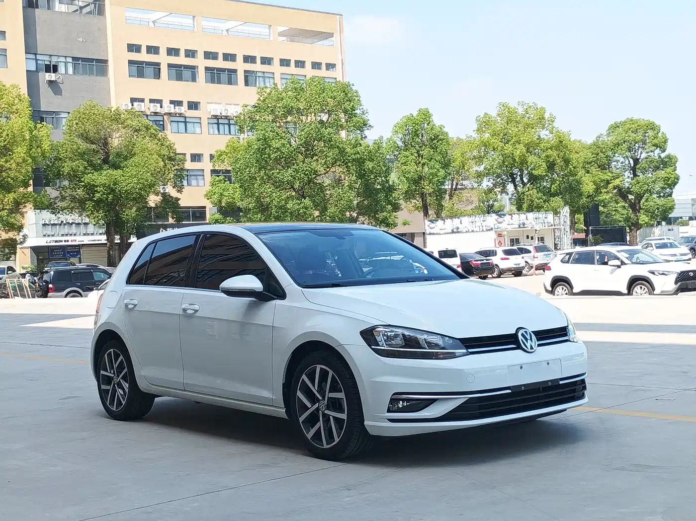 Volkswagen Golf 2020 280TSI DSG Comfort фото 3