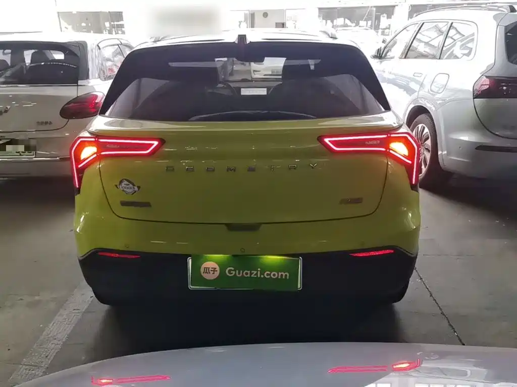 Фото 6 - Geely Geometry E Firefly