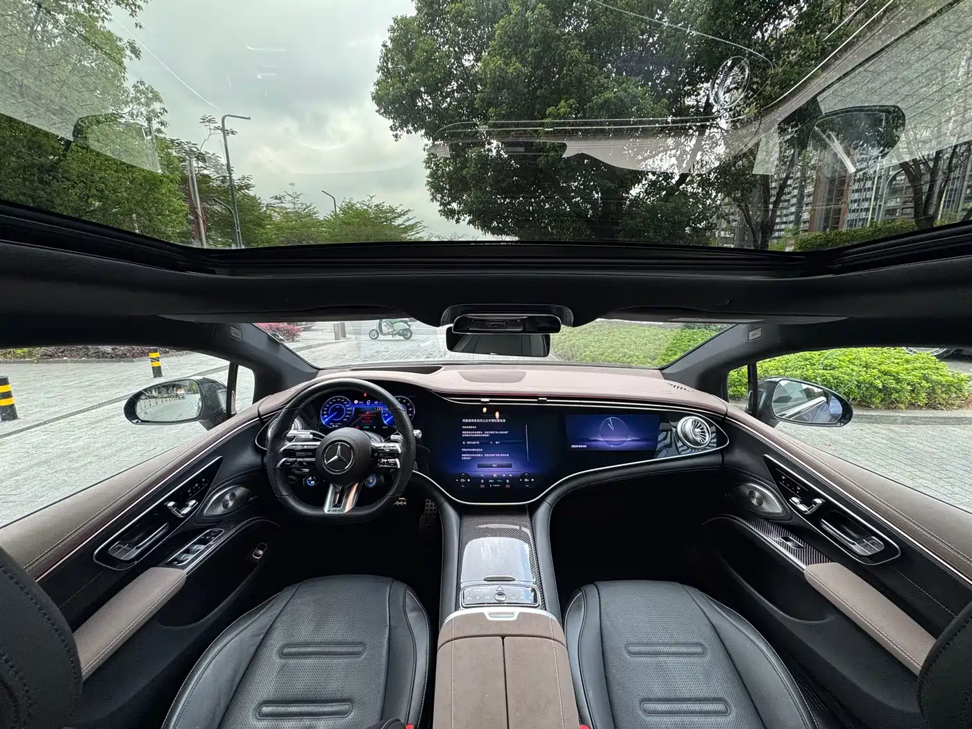 MERCEDES-BENZ EQS AMG