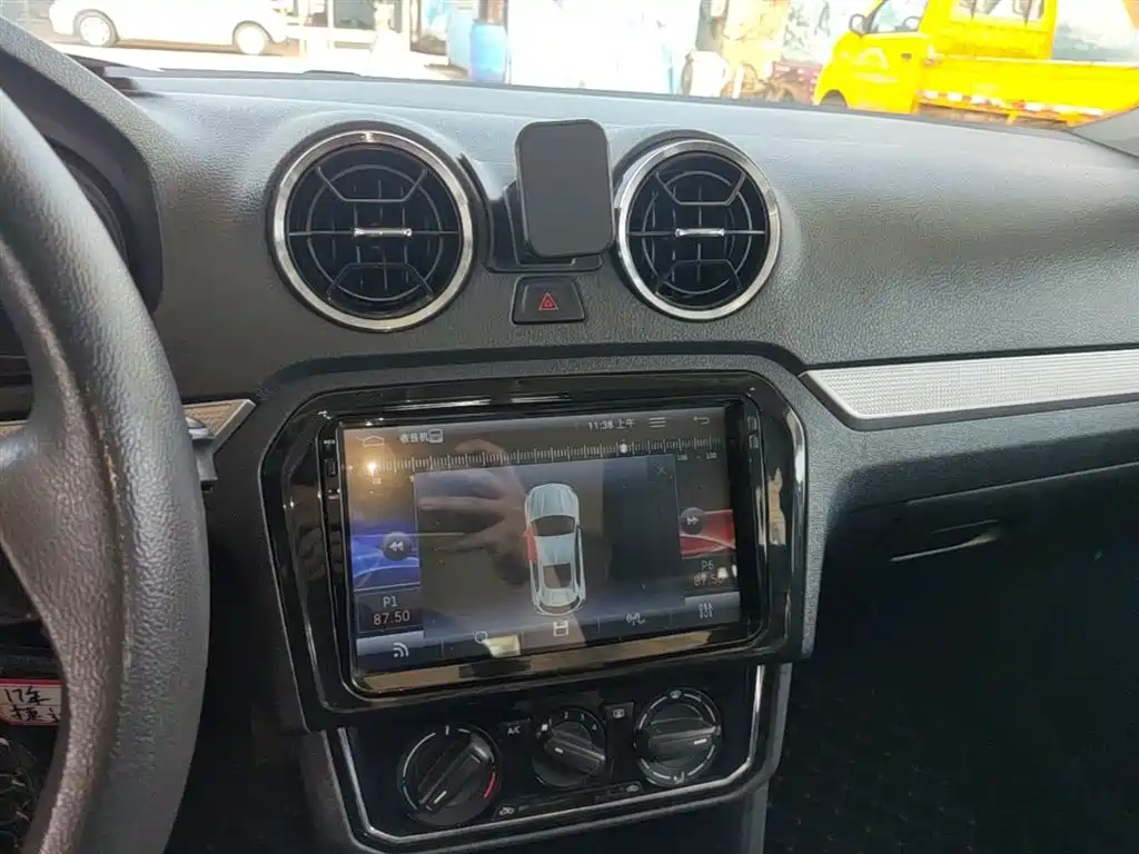 Volkswagen Jetta 2017 1.5L Manual Comfort фото 13