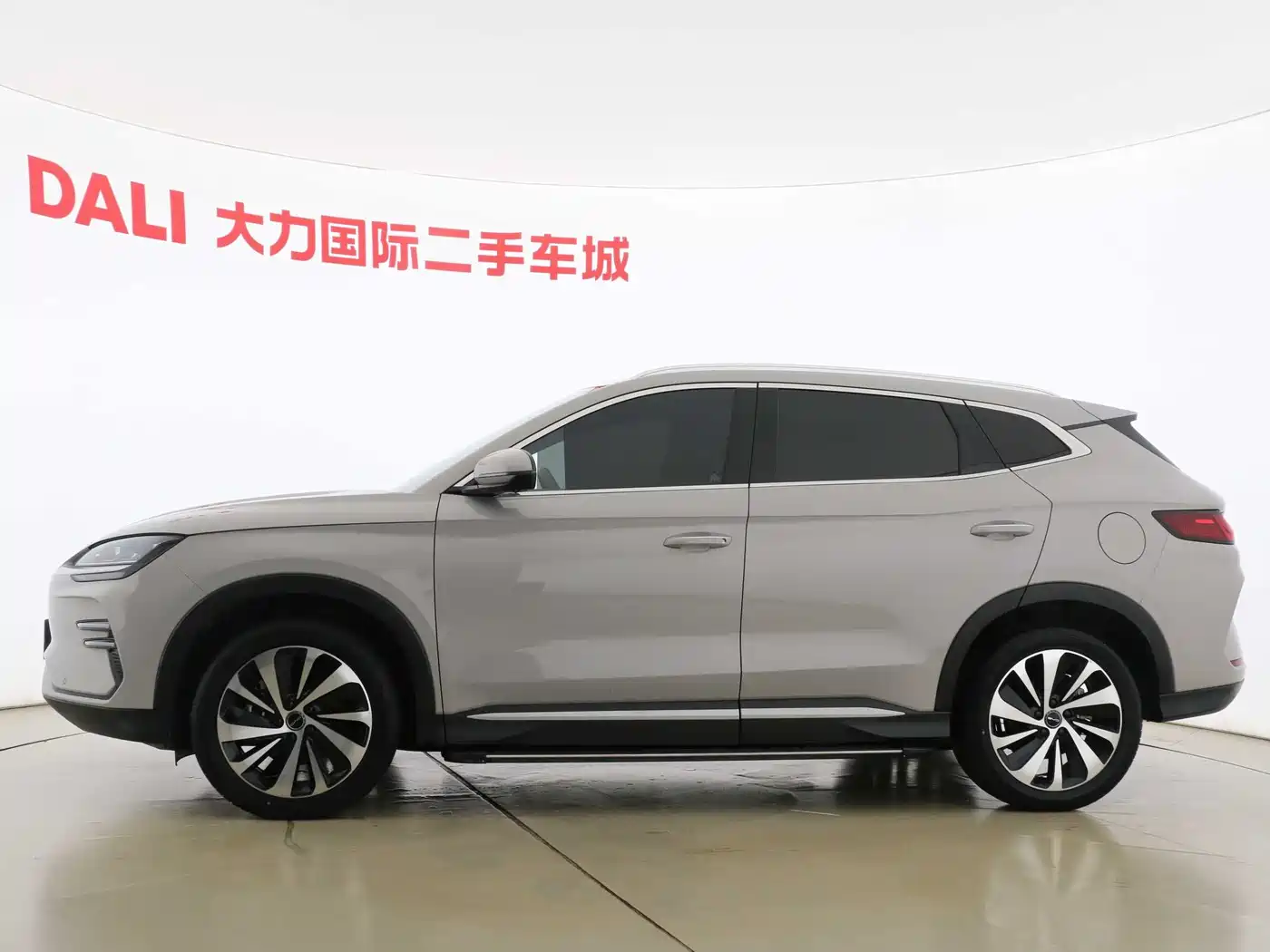 BYD Song PLUS PHEV 2023 Champion Edition EV 520KM Premium фото 12
