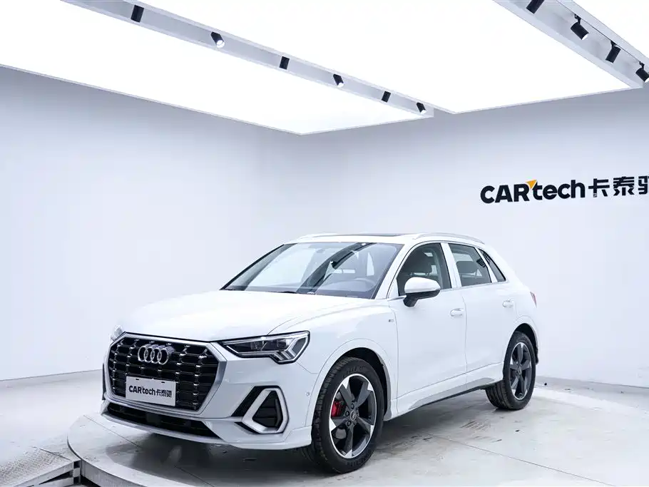 Audi Q3 2022 35 TFSI Fashion Dynamic