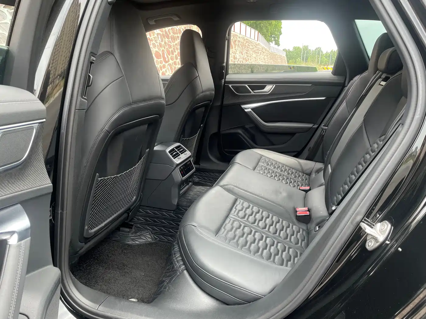 Audi RS 6 2024 RS 6 4.0T Avant performance фото 5