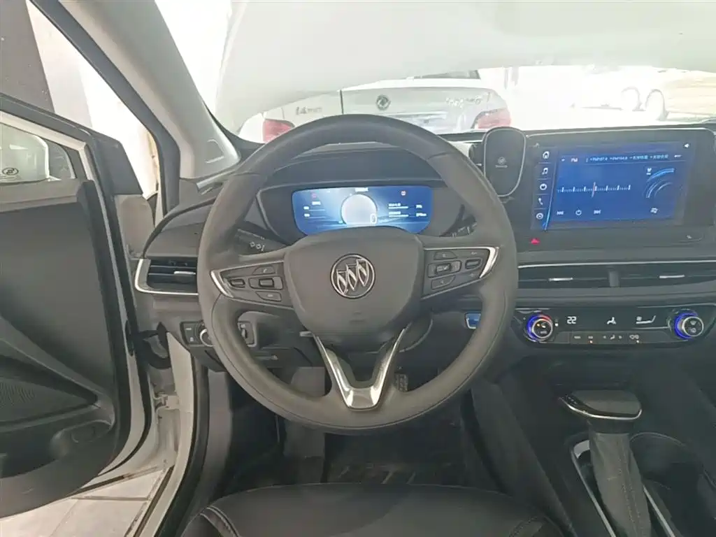 Buick Velite 6 2023 Facelift 430km Travel Edition фото 11