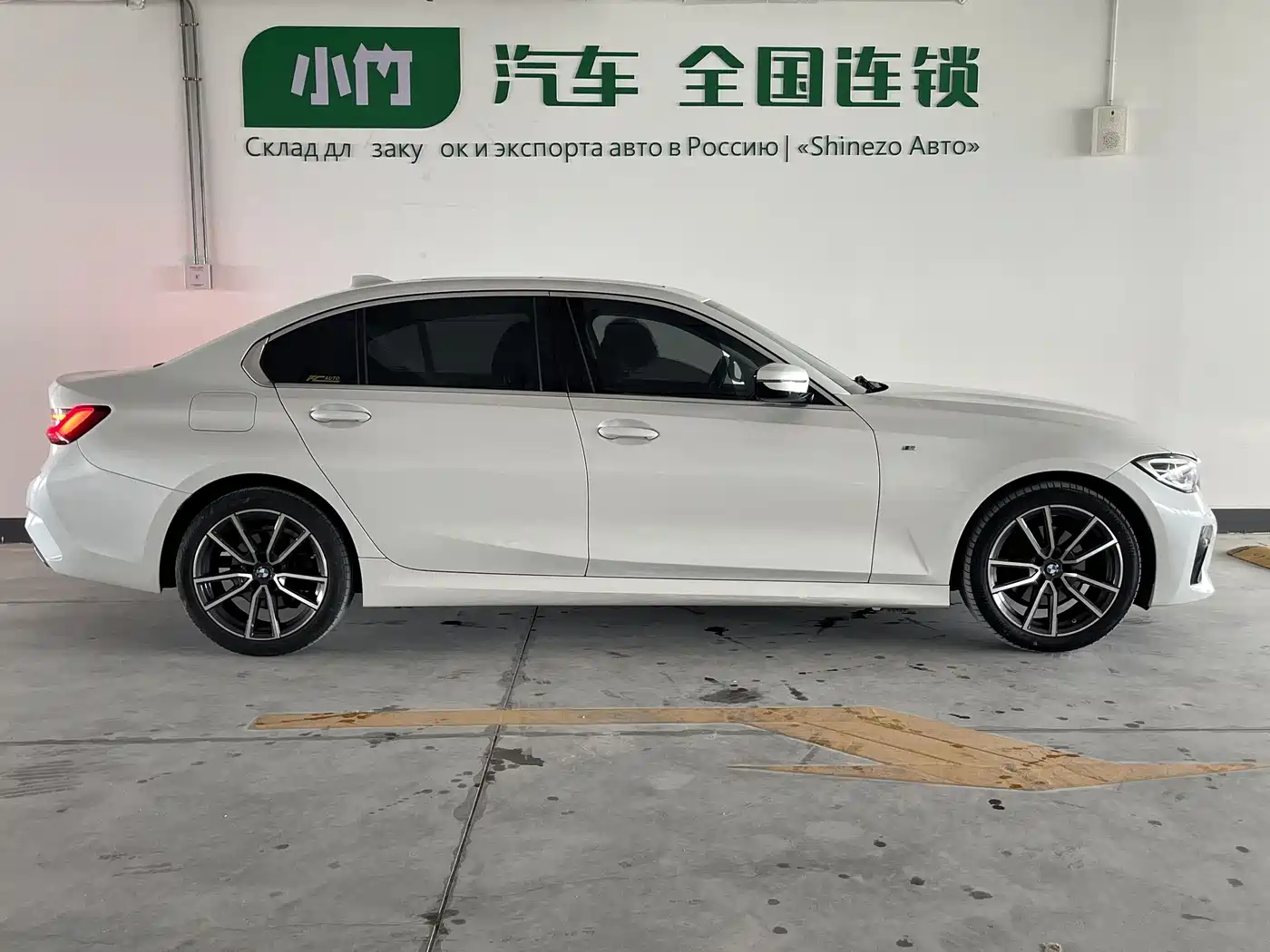 BMW 3-SERIES
