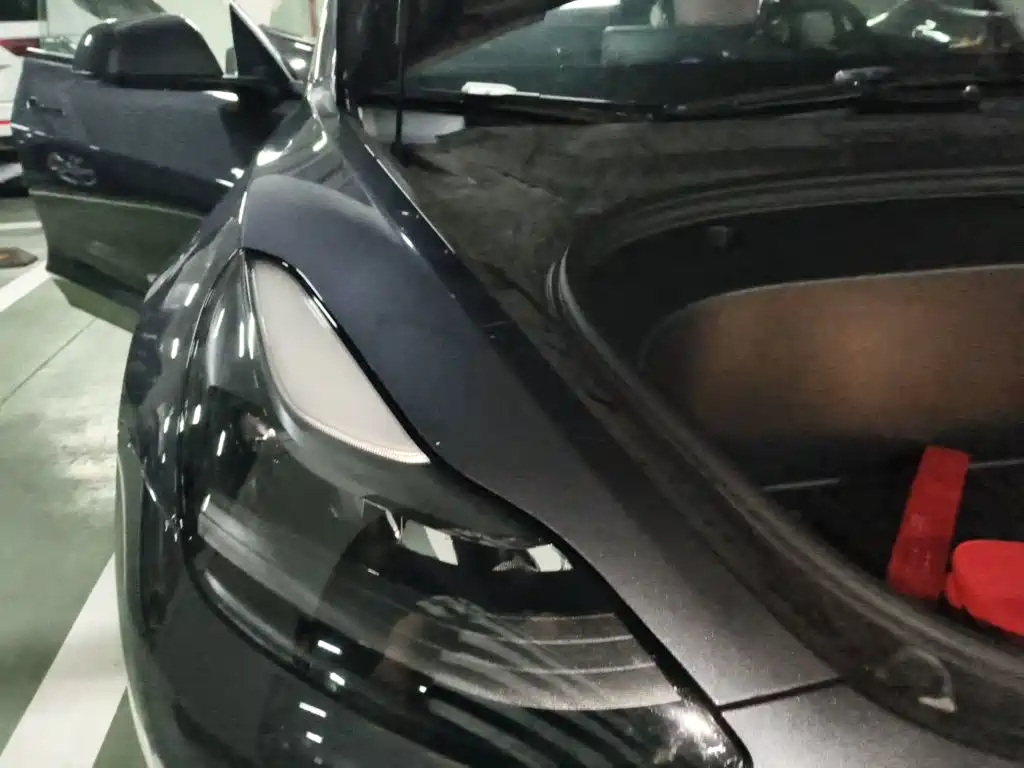 Фото 19 - Tesla Model 3
