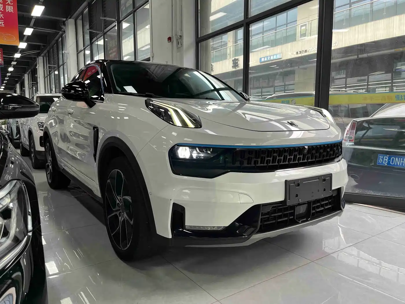 Lynk & Co 05 2022 2.0TD 2WD Shine Halo фото 3