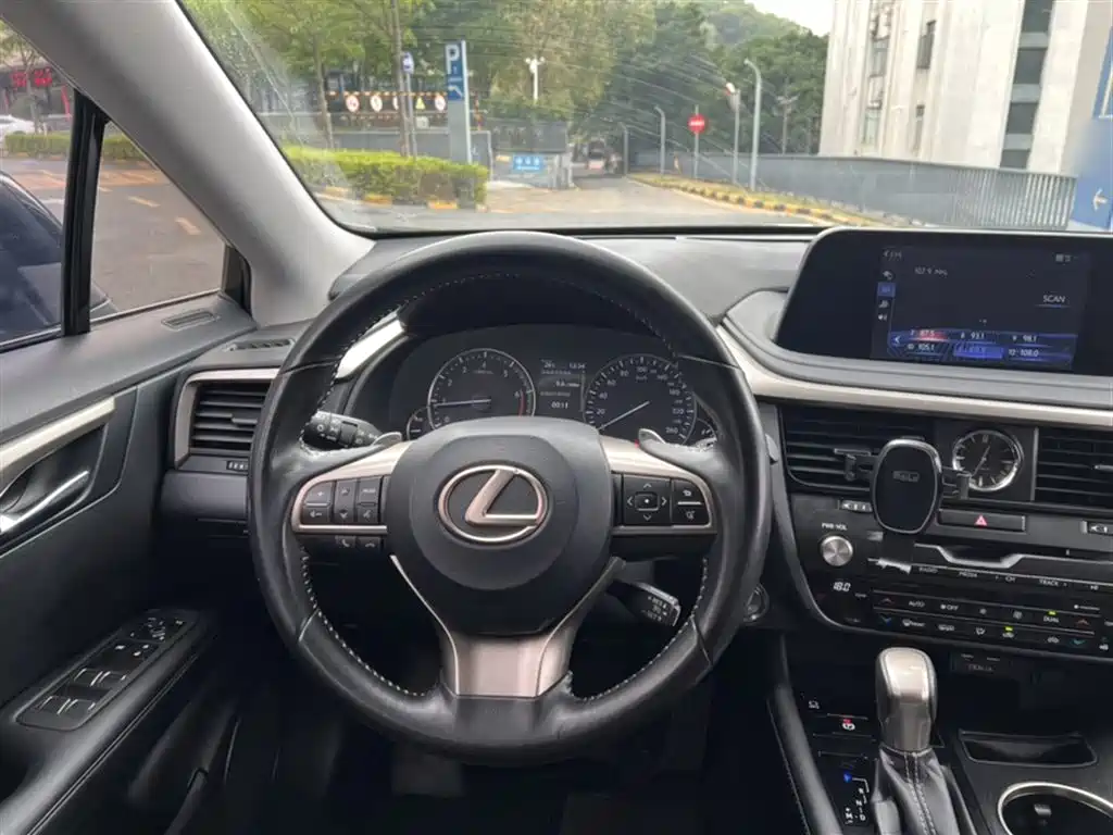 LEXUS RX