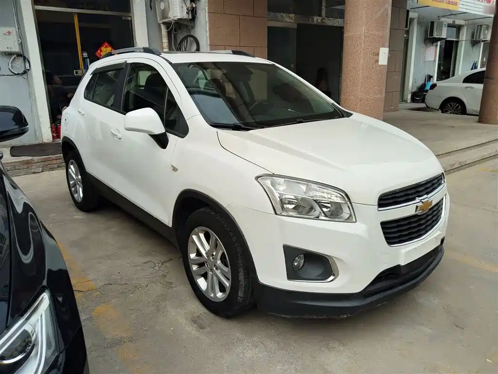 Chevrolet Trax 2016 1.4T Automatic 2WD Comfort Sunroof Edition фото 22