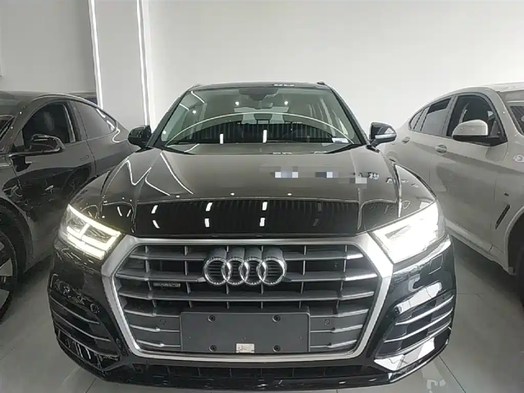 Audi Q5L 2018 40 TFSI Premium Fashion China VI фото 3