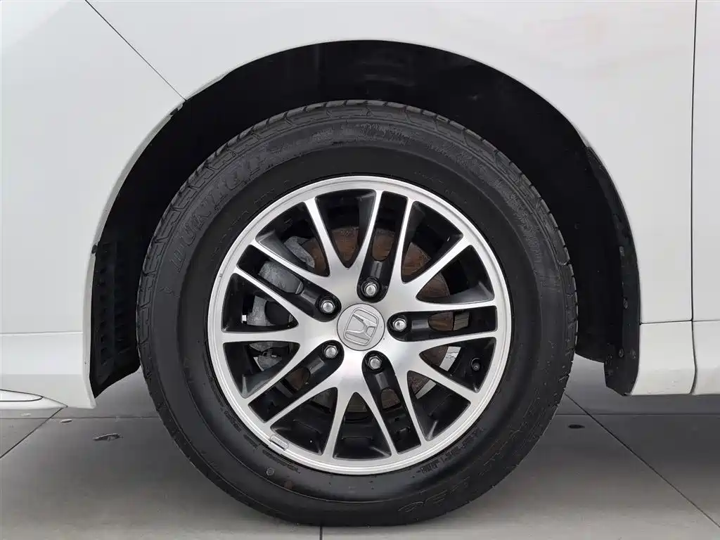 Honda Odyssey 2021 2.0L Sharp Premium Edition фото 17