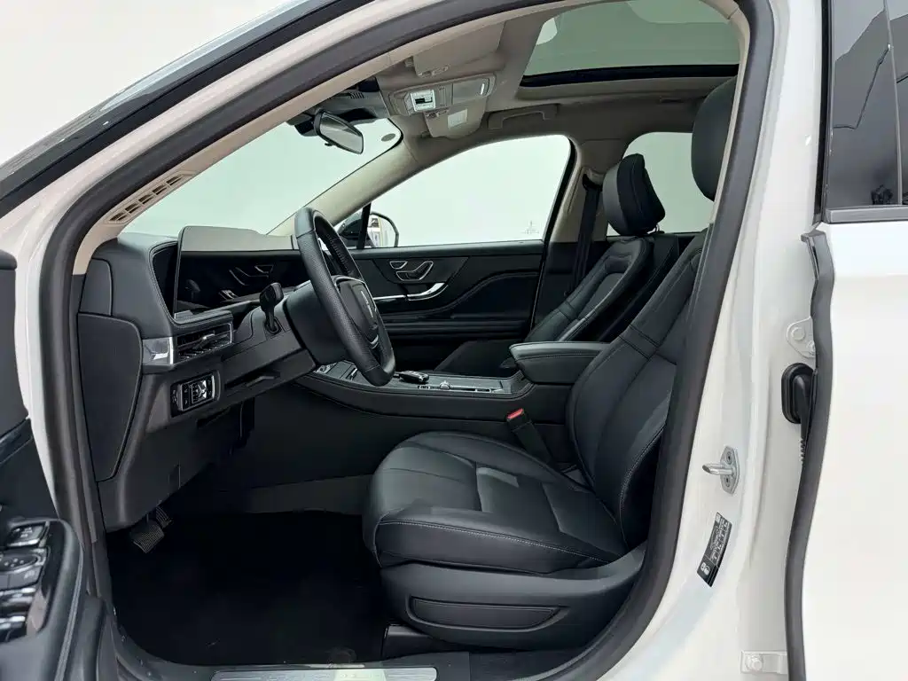 Lincoln Adventurer 2025 2024 1.5T 2WD Premium Hybrid