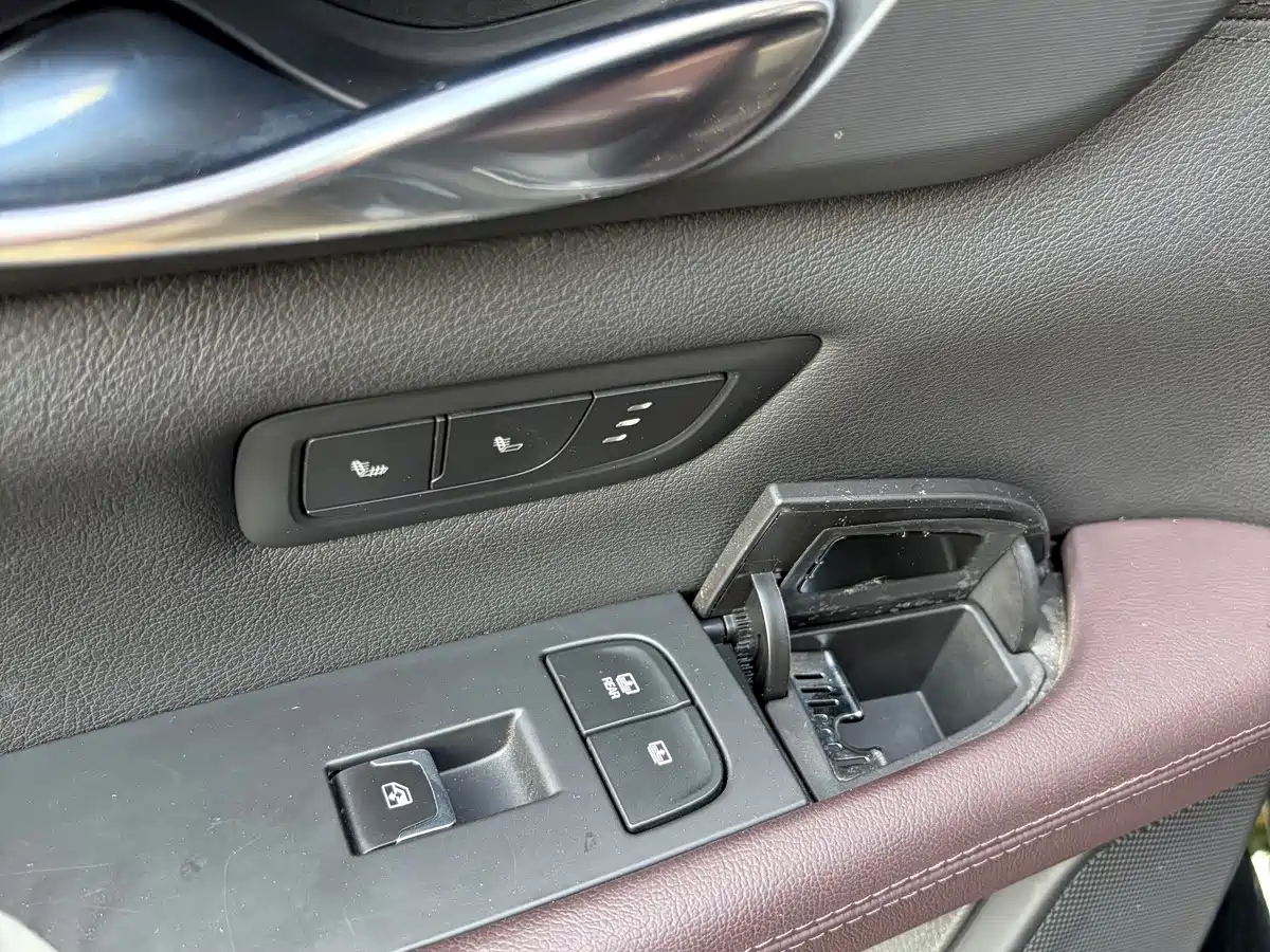 Фото 14 - Cadillac CT6