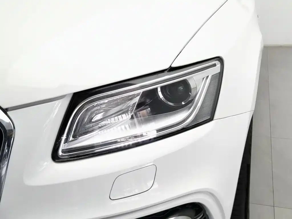 Audi Q5 2018 2017 Plus 40 TFSI Progressive