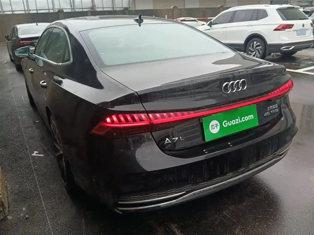 Audi A7L 2024 45 TFSI Luxury фото 5