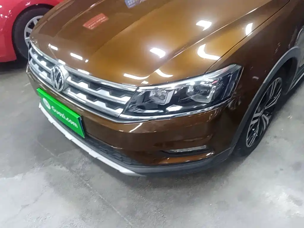 Volkswagen Gran Lavida 2017 2017 230TSI DSG Luxury Edition