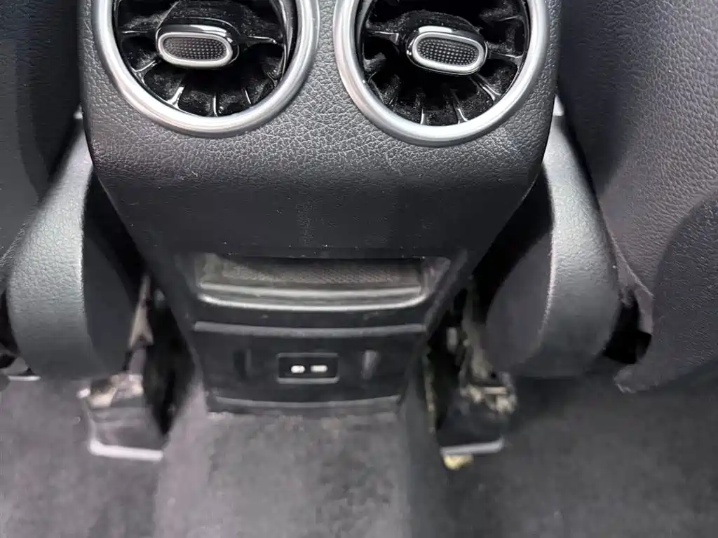 Mercedes-Benz GLB 2021 GLB 180 Style фото 13