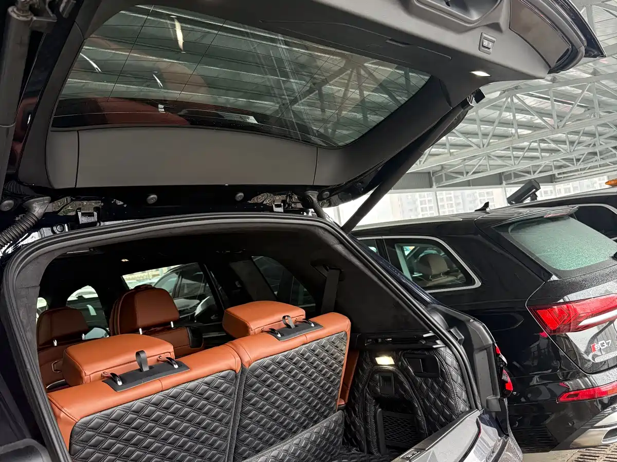 BMW X7 2023 xDrive40i Exclusive M Sport Package фото 15