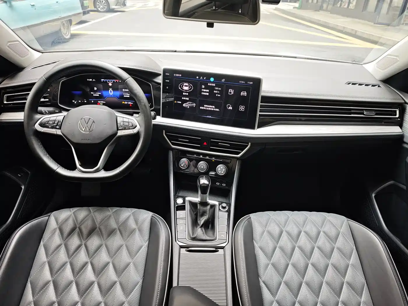 Volkswagen Sagitar 2024 300TSI DSG Surpass Edition фото 4